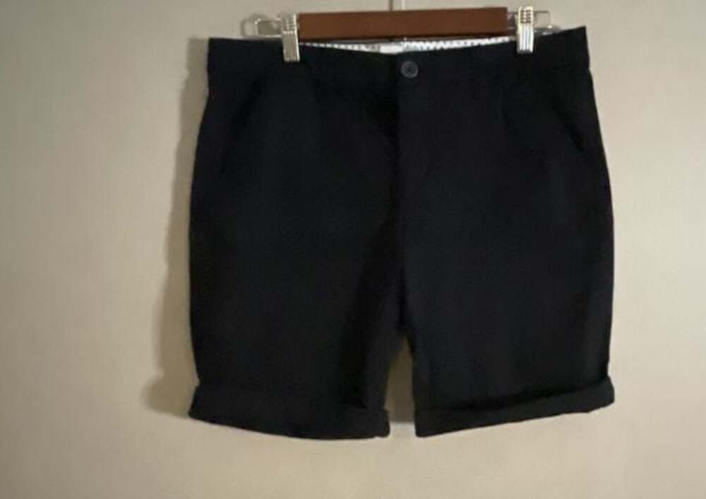 JCPenney jcp Black Cuffed Shorts Size 10